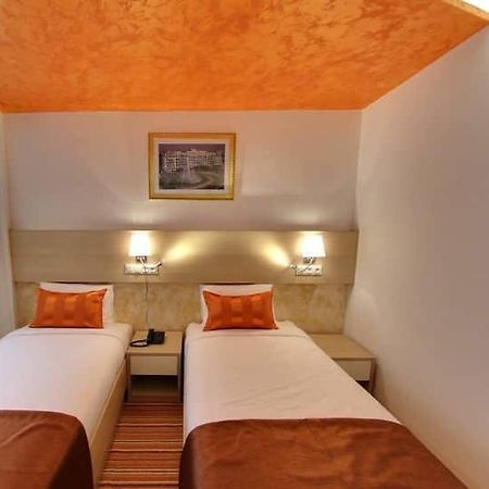 Hotel Hani Algiers Bagian luar foto